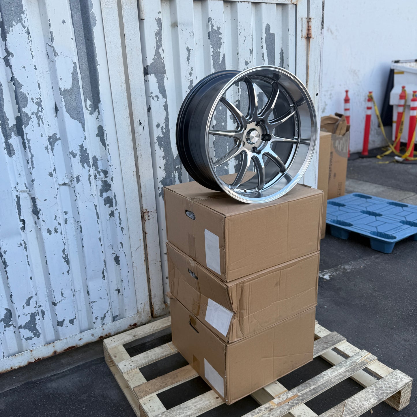 19" Gray/Machined Work ZR10 Style Wheels Rims 19x9.5/10.5 +22/25 5x114.3 CB73.1