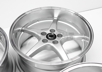 Silver Machined Lip Wheels For Volvo Squared Set