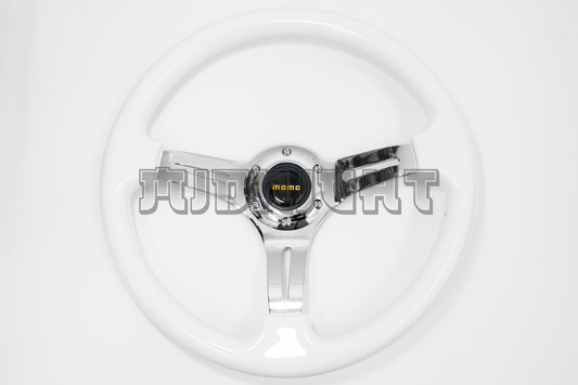MOMO Classic Racing Style Steering Wheel
