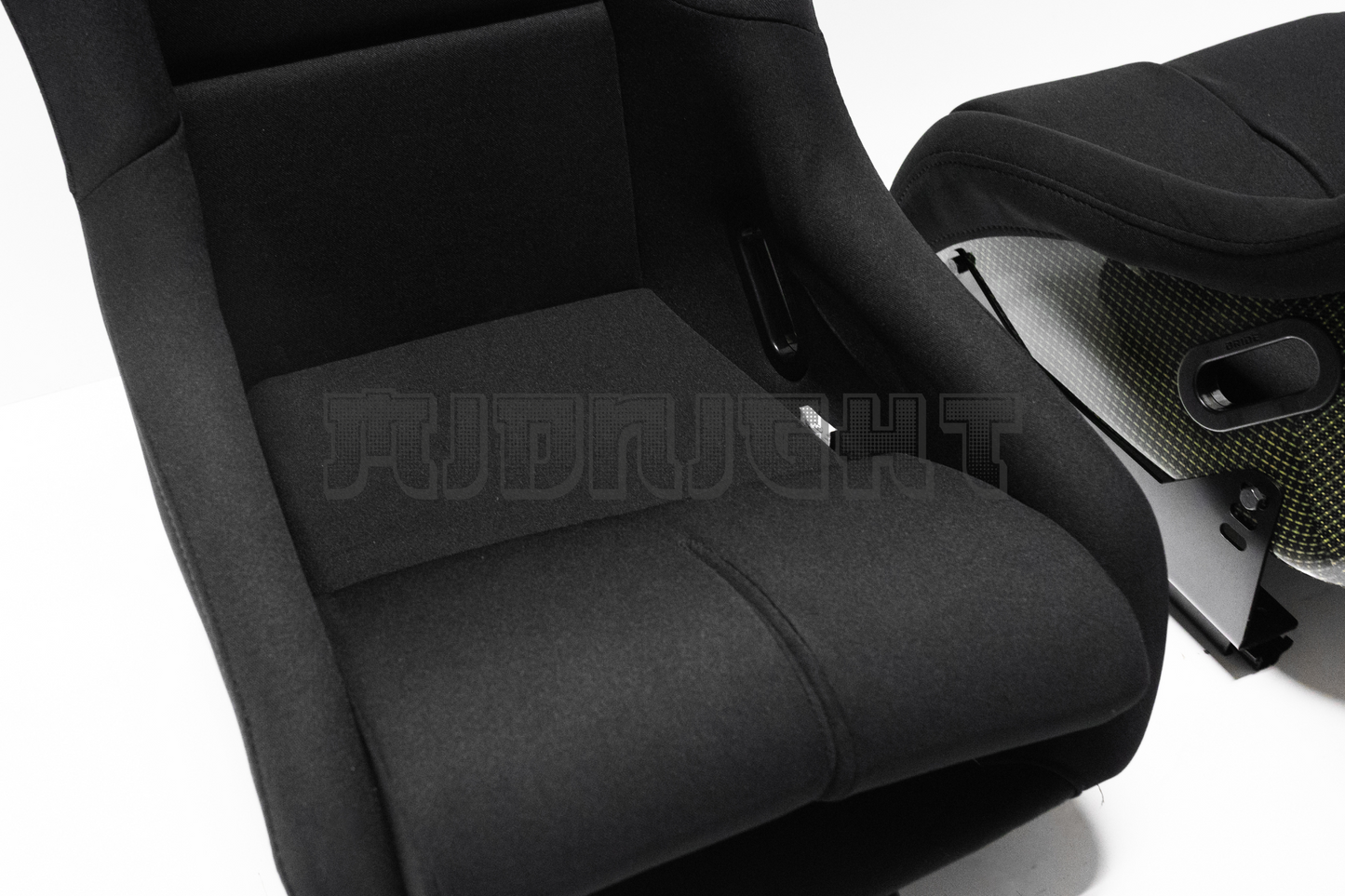 Bride VIOS III Style Carbon Fiber Kevlar Fixed Back Bucket Seat