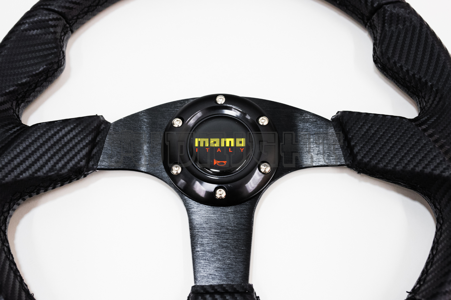 MOMO Race Series Style Carbon Fiber Pattern Steering Wheel
