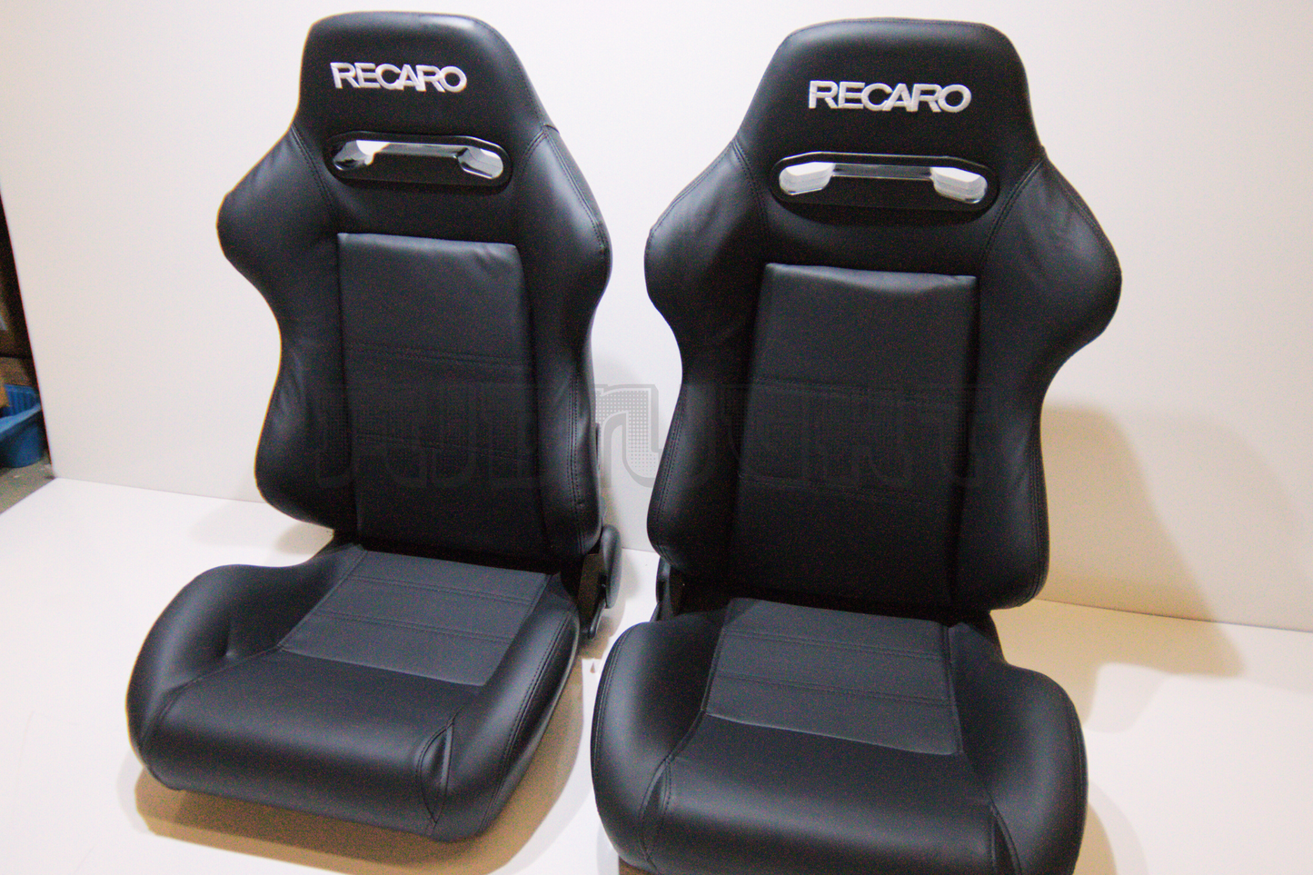 Recaro SR3 Style Black Leather Reclinable Bucket Seat