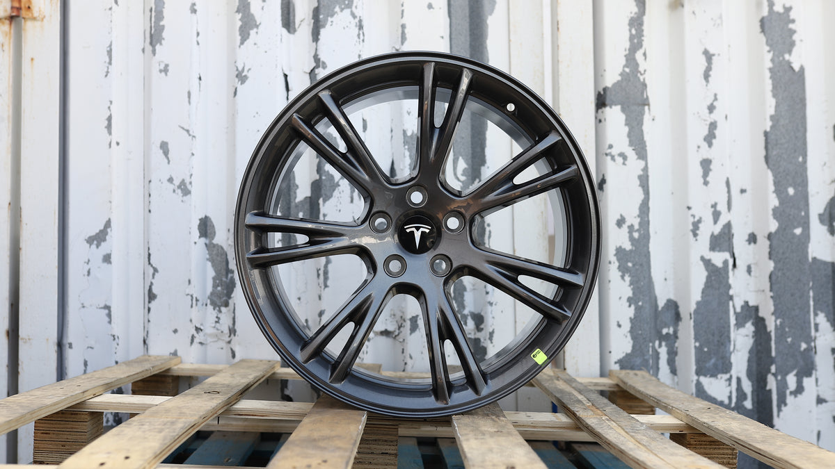 19" Gunmetal Tesla Model Y Gemini Style Wheels Set of 4 19x8 +40 5x114.3