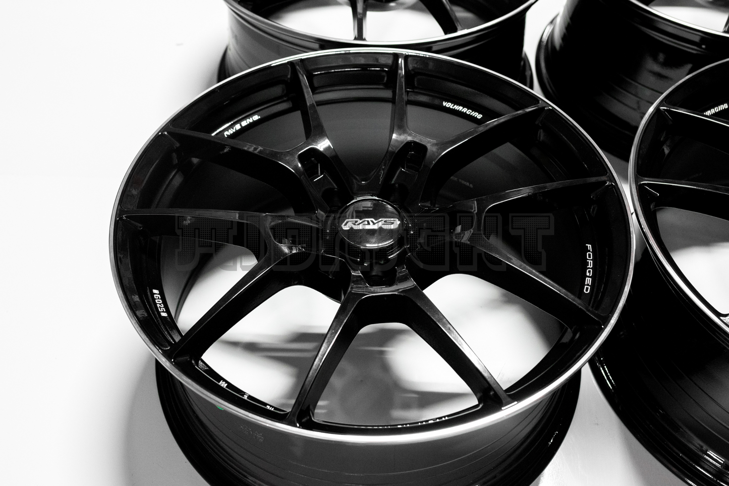 Volk Racing G025 Style 19" 8.5J +40 (5X114.3)