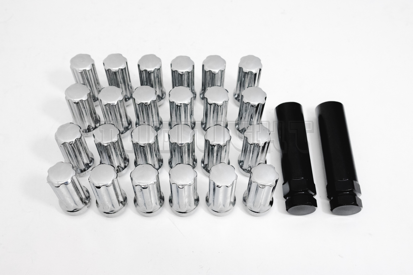 26x 14x1.5 Chrome Wheel Lug Nuts w/ Two Keys for Silverado Sierra Yukon XL 1500