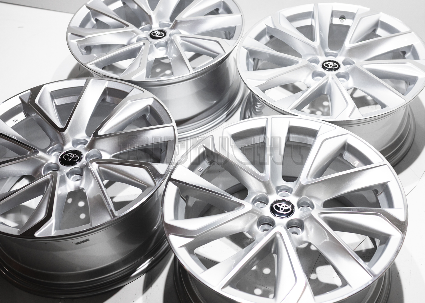 18" Silver Machined Wheels For Toyota Sedan Van SUV (5x114.3) Square Set