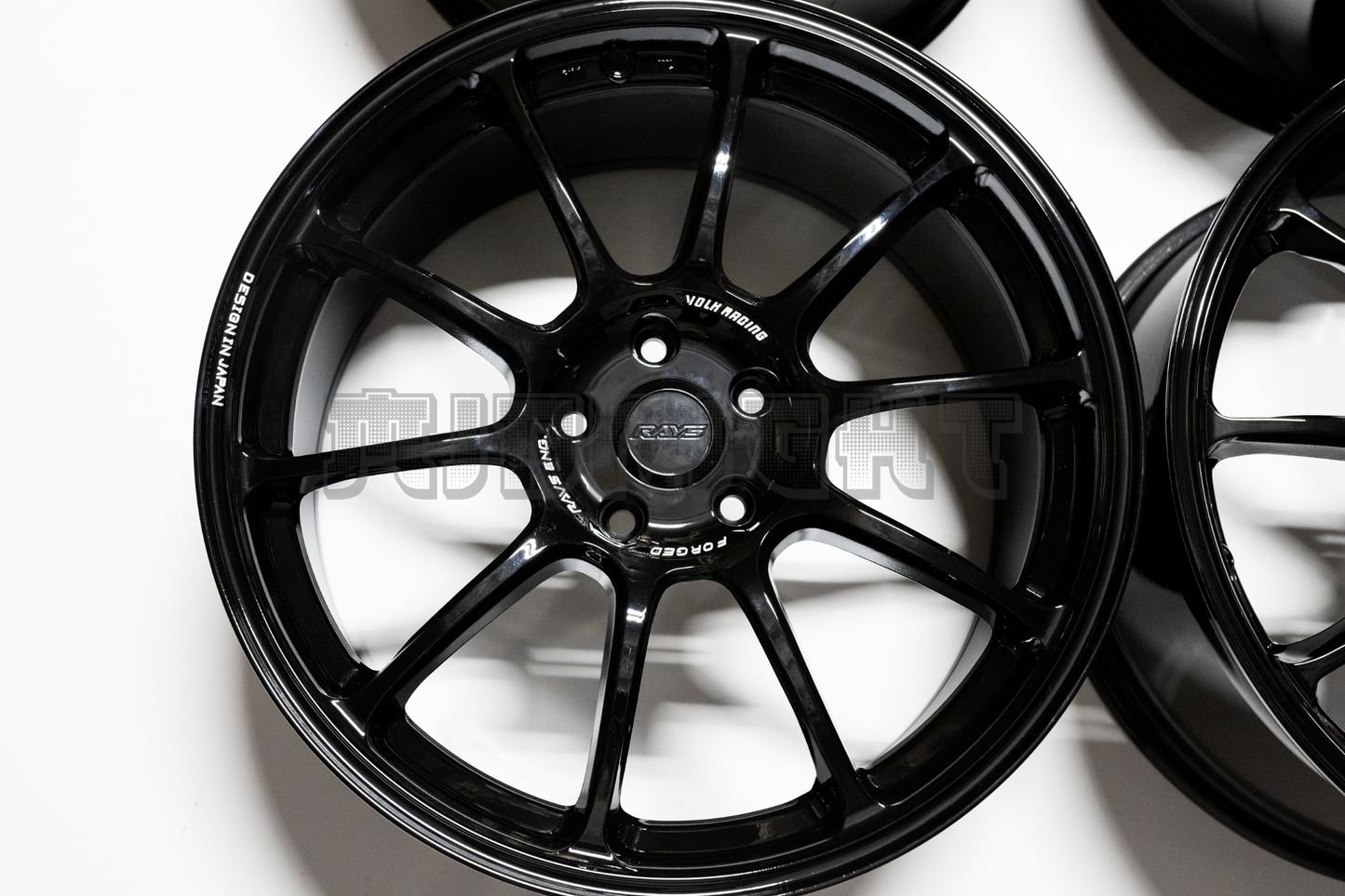 Volk Racing ZE40 Style 19" 8.5J +42 (5X112)