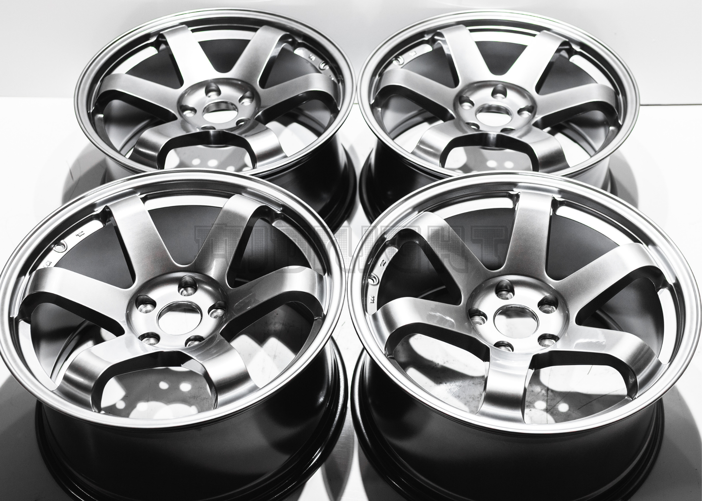 18" Gunmetal Rays TE37 Style Wheels (5x114.3) Staggered Set 18x8.5/9.5