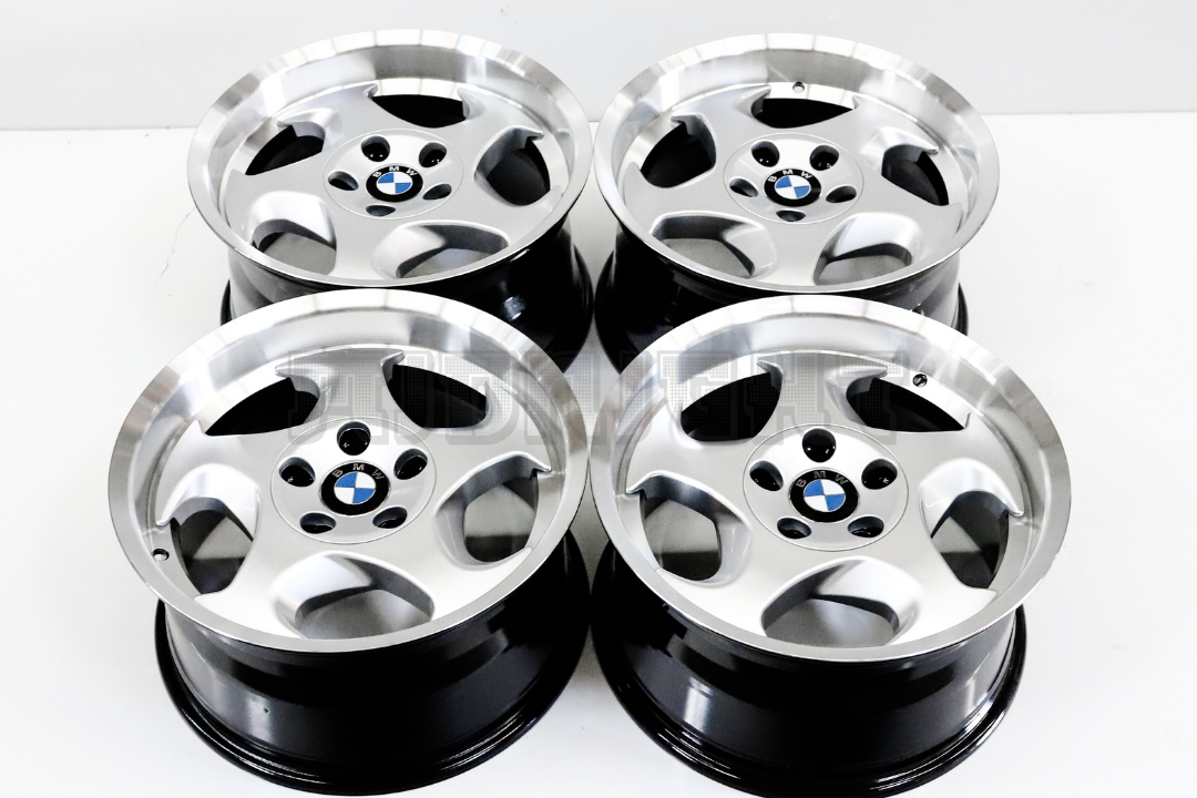 17"Silver Machined Lip Throwing Star Style Wheels Square Set (5x120)