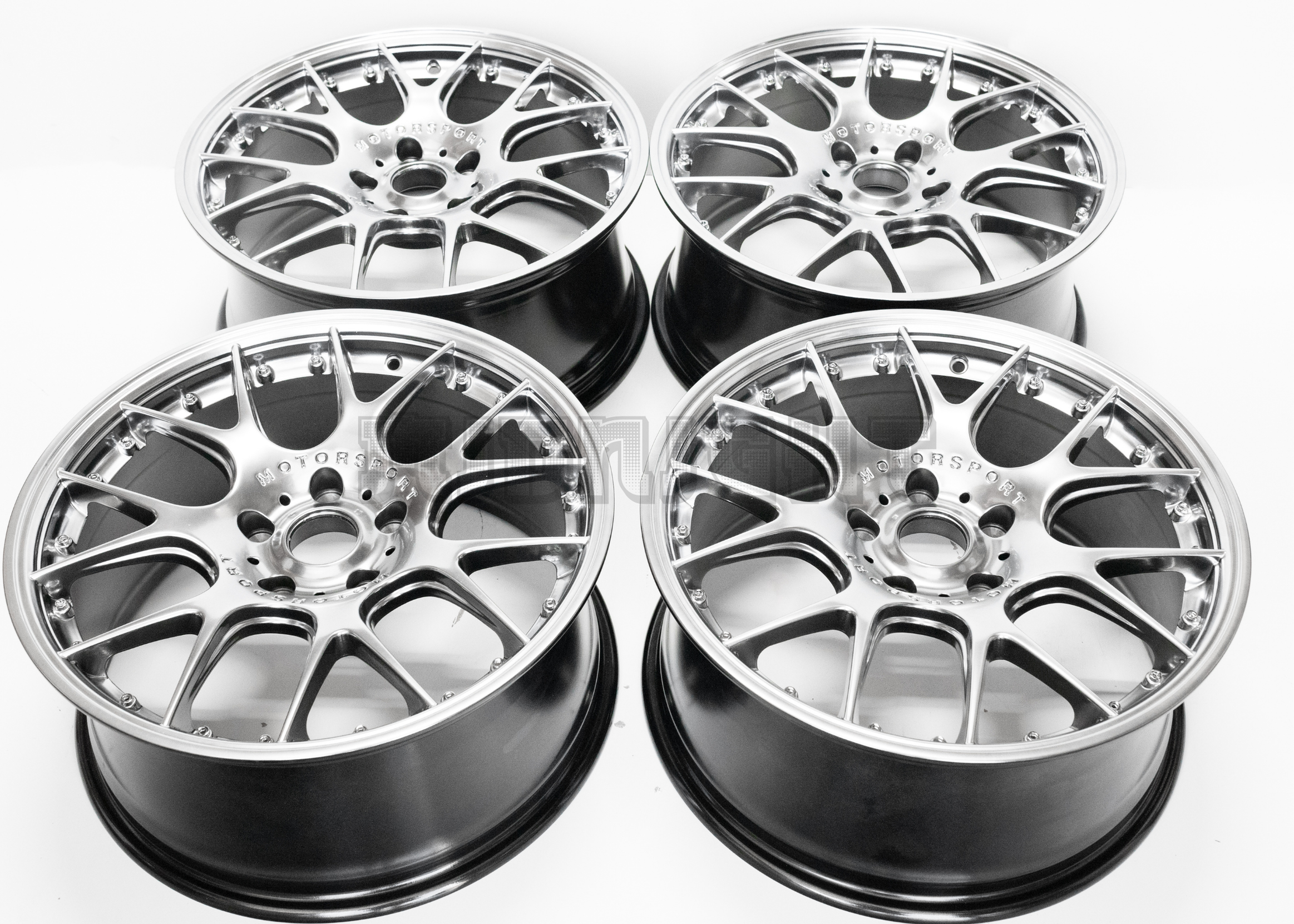 Full. Square Rims 18