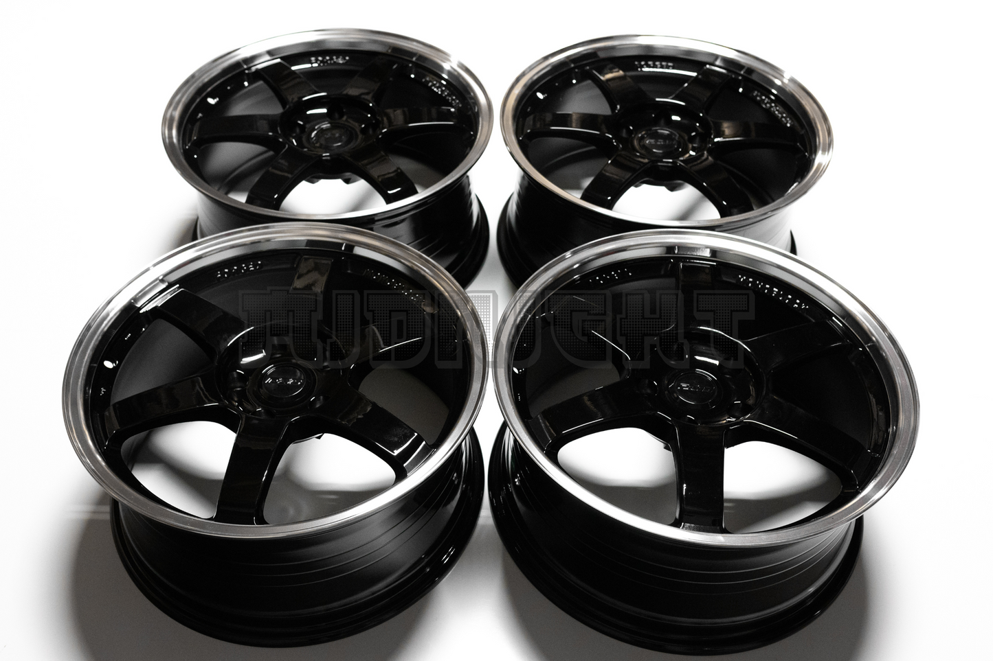 Volk Racing TE37 Style 18" 8.5J +35 (5X120)