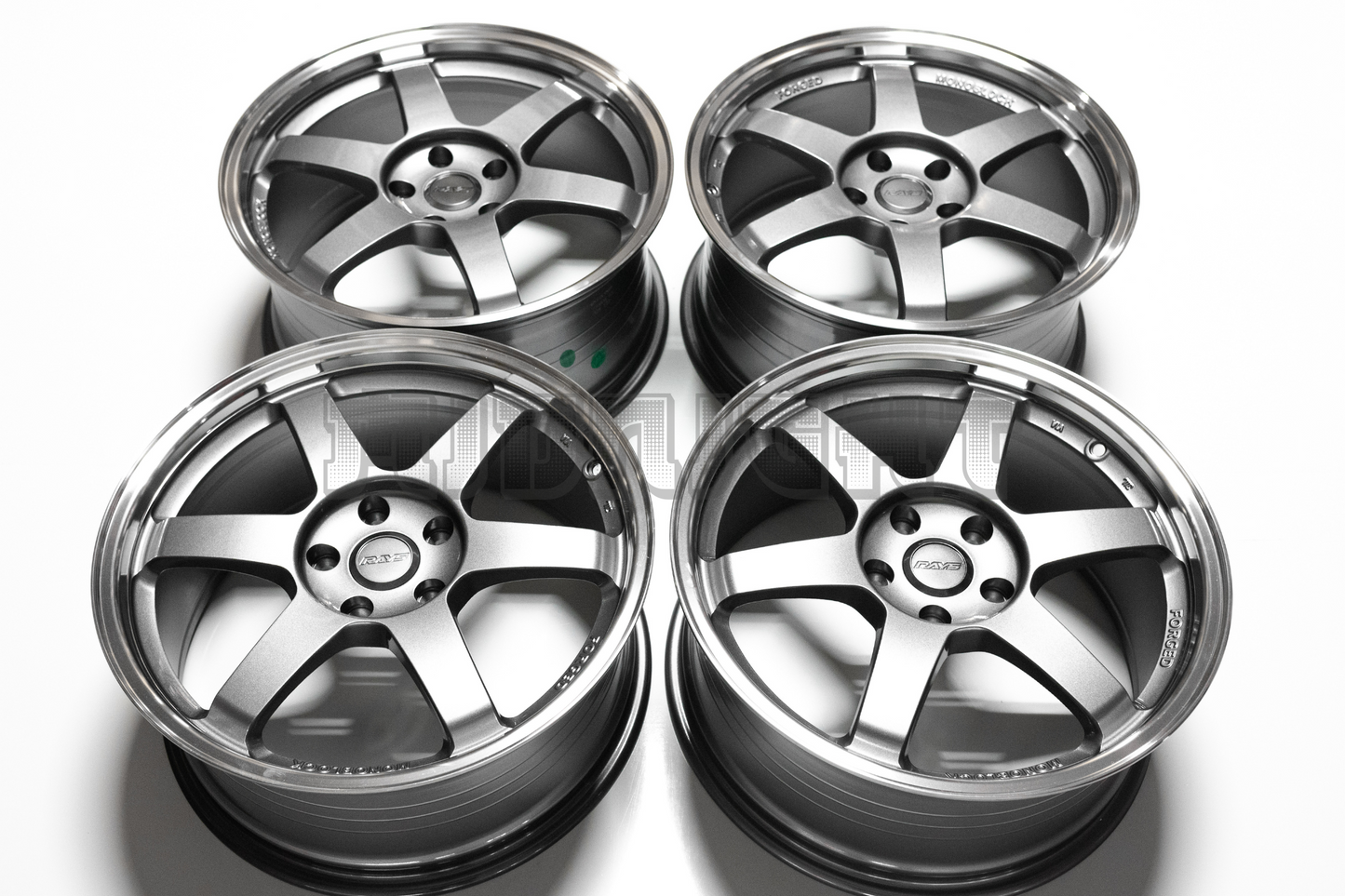 Volk Racing TE37SL Saga Style 18" 8.5J +42 (5X112)