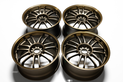 Volk Racing RE30 Style 18" 8.5J +38, 9.5 +40 (5X114.3)