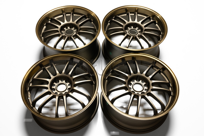 Volk Racing RE30 Style 18" 8.5J +38, 9.5 +40 (5X114.3)