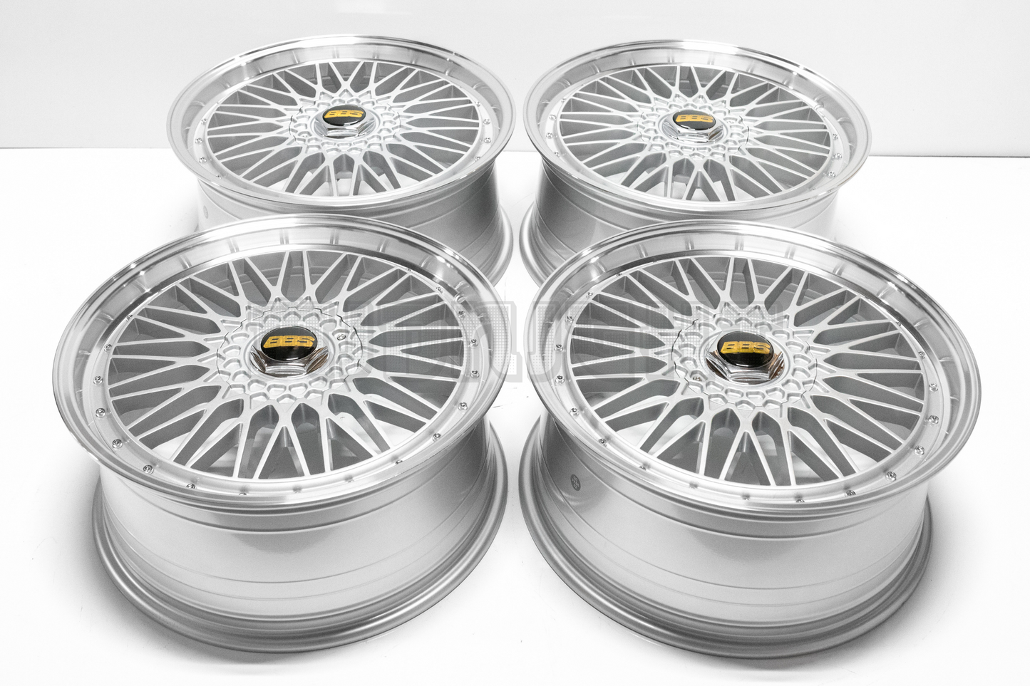 BBS Super RS Style 19" 8.5J +35 (5X114.3)