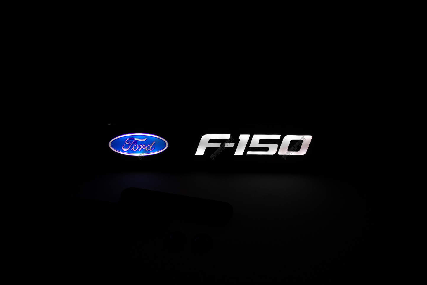 Front Emblem Grille Light For Ford F-150