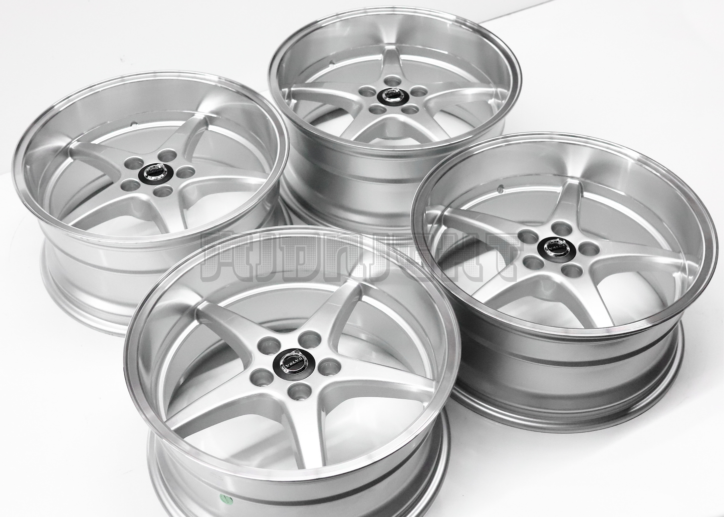 Silver Machined Lip Wheels For Volvo Squared Set