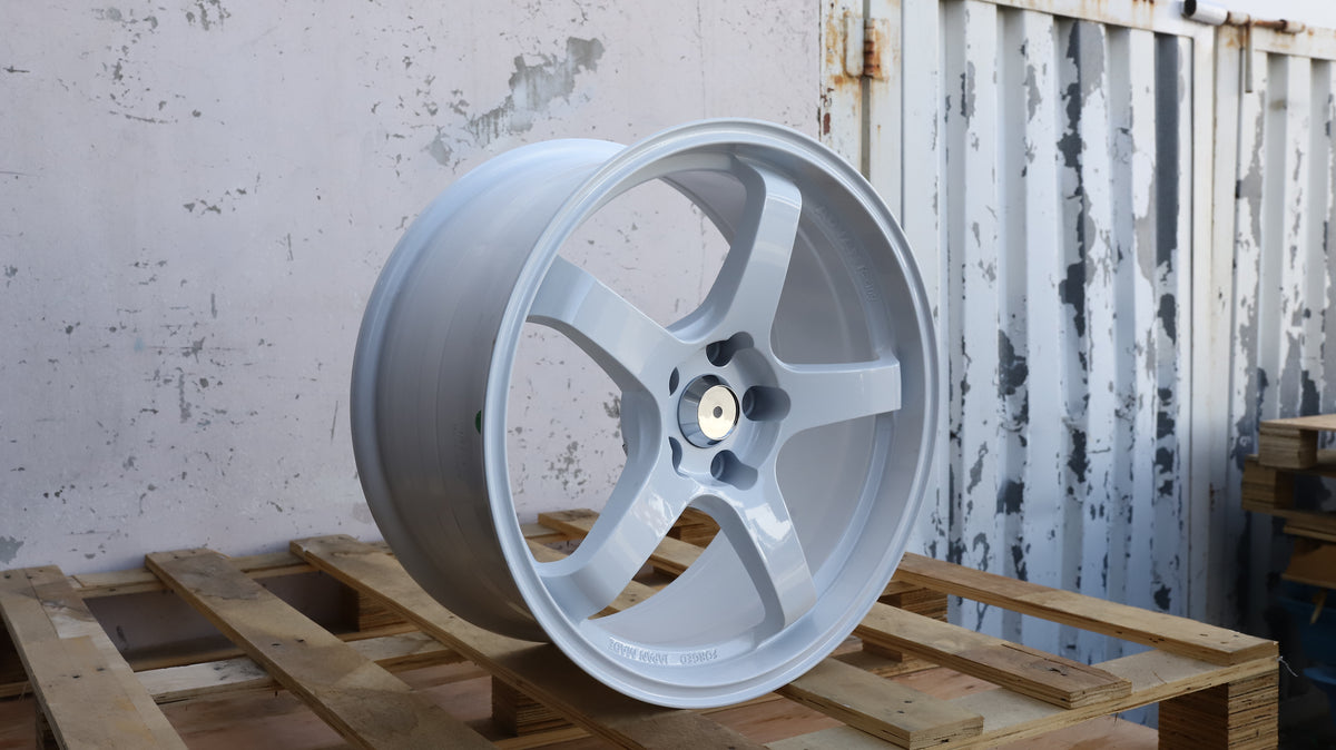 18" White Advan Style Wheels Set of 4 18x8.5 +35 5x112