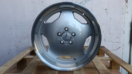 18" Silver Machine Lip Areo Classic Style Wheels Staggered Set 18x8.0 +30 / 18x9.0 +30 5x112