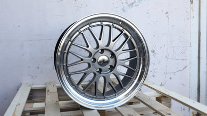 18" Hyper Black Machined Lip BBS LM Style Wheels Staggered Set 18x8.0 +33 / 18x9.0 +30 5x112