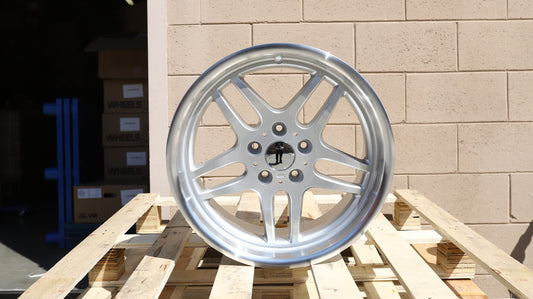 18" Silver Machine Lip BMW M Parallel Style Wheels Staggered Set 18x8.0 +13 / 18x9.5 +25 5x120