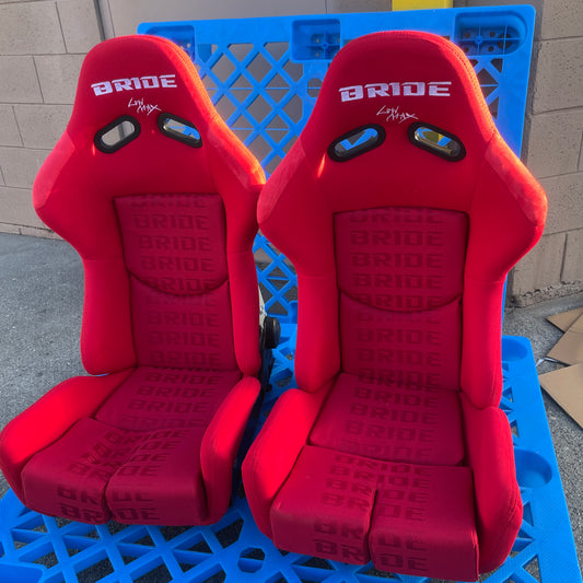 Bride Stradia I Style Red Gradient Cloth Reclinable Carbon Kevlar Back Bucket Seat
