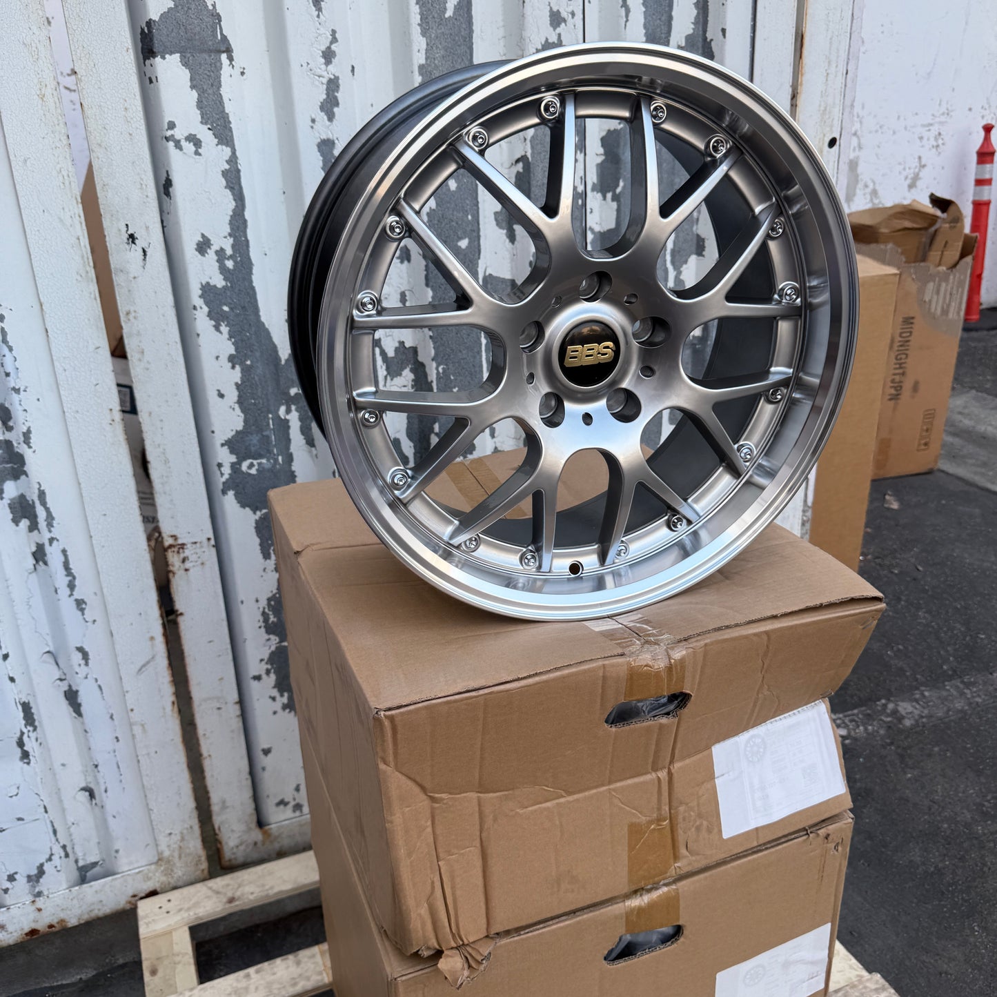 18" Gray/Machined BBS Style Wheels Rims 18x8.0 +35 5x113 CB73.1
