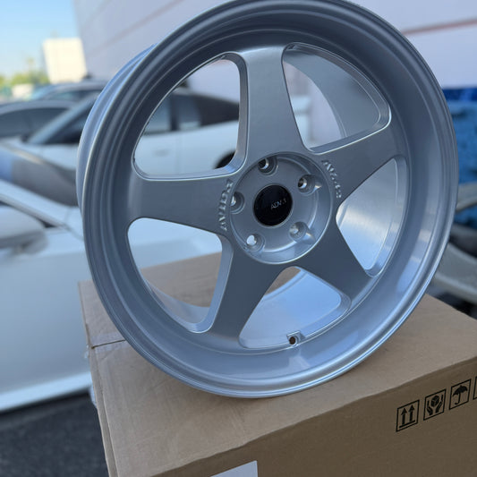 18" Silver AVID1 AV42 Style Wheels Rims 18x8.5/9.5 +35 5x114.3 CB73.1