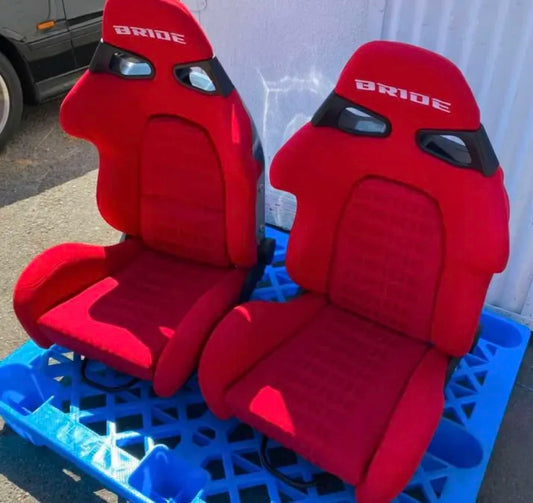 Bride Bride Vorga Reclinable Red Bucket Seat Pair